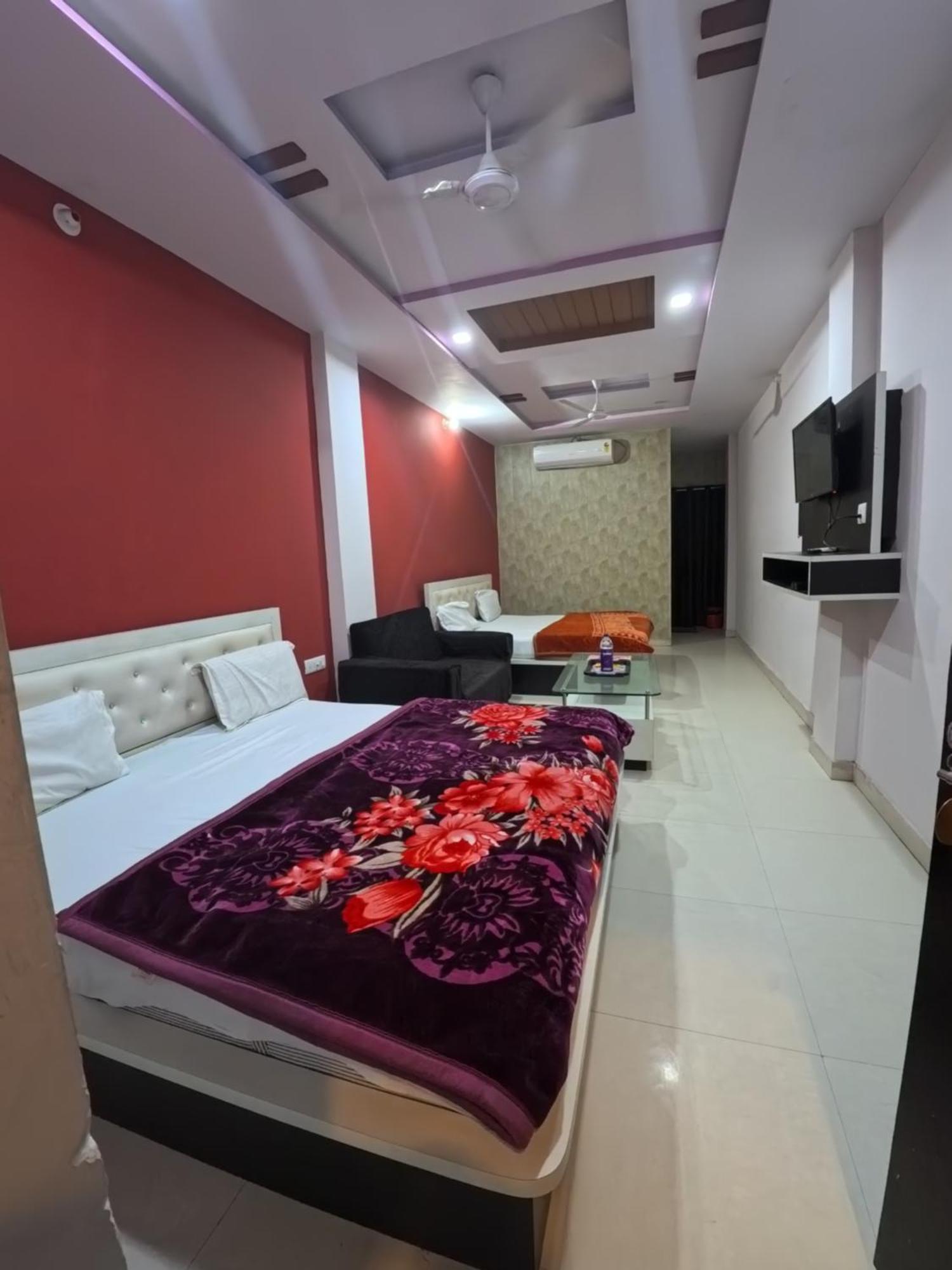 Hotel Aapno Shyam And Restaurant Khatu Exterior photo